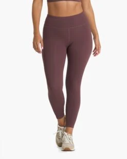 Stride Legging | Chestnut -TrendSphere VW429CHN FA22 W ECOMM CURVE 00657 1x1 b3206c63 4157 436c aed4 ce90eba760c4