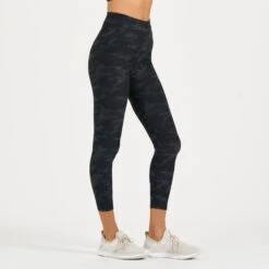 Clean Elevation Legging-Short | Black Camo