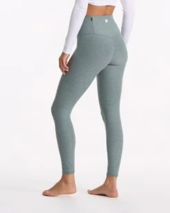 Clean Elevation Legging | Stormy Heather -TrendSphere VW444HSR SP23 W ECOMM PANTS BOTTOM 01801 1x1 4c577a12 5bc2 4140 8648 78435553c16c