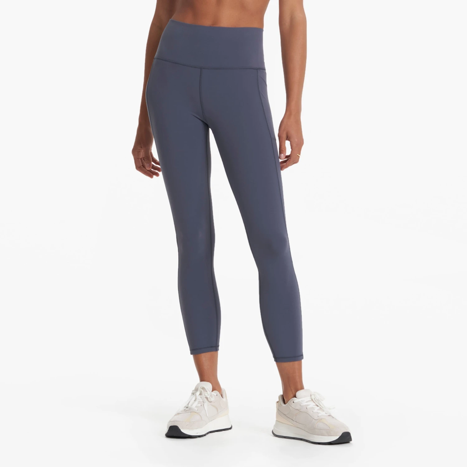 Studio Pocket Legging-Short | Azure 3 Studio Pocket Legging-Short | Azure