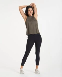 Studio Pocket Legging-Short | Black -TrendSphere VW446 SBLK 0696 d3d54198 583b 4c91 a6ce 40fbcea70126