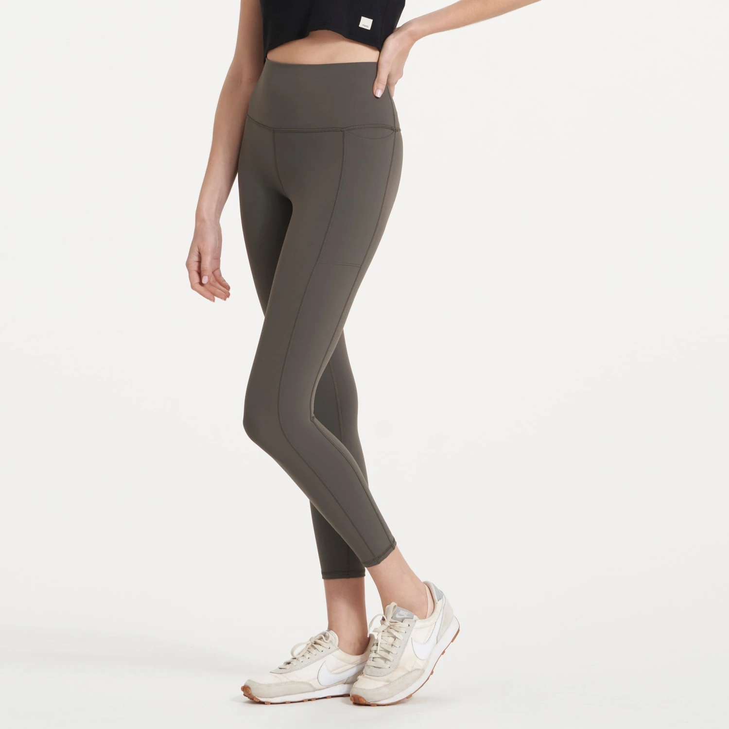 Studio Pocket Legging-Short | Oregano 4 Studio Pocket Legging-Short | Oregano - Image 2