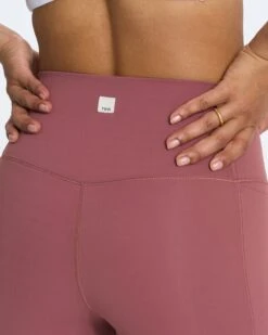 Studio Pocket Legging-Long | Rosewood -TrendSphere VW446RSD 0416 DETAIL f05cfc71 5cc4 4a48 9929 eb2a6b1c009c