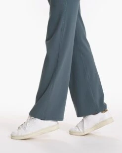 Daily Wideleg | Stone -TrendSphere VW489STN SP23 W ECOMM PANTS FULL 3269 1X1 7dfe439b 8909 43d2 a1ae 8d3e111f80df