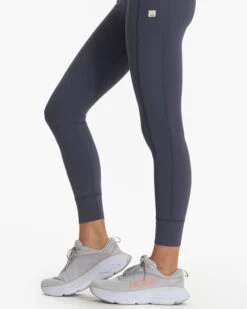 Daily Pocket Legging | Azure -TrendSphere VW490AZR SP23 W ECOMM PANTS 2240 FULL 1x1 a39861fc bc21 4bea b557 2464c99c0f79