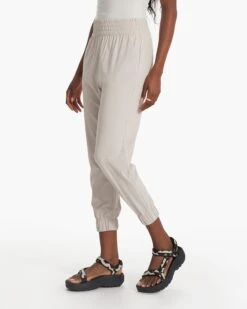 Villa Jogger | Beach Sand -TrendSphere VW493BSD SP23 W ECOMM PANTS 3418 BOTTOM 1x1 9739e9c2 c35a 4fcf af56 9a0f2babaf3a