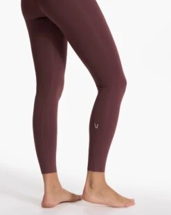 Evolve Legging | Fig -TrendSphere VW497FIG SP23 W ECOMM PANTS DETAIL 02861 1x1 70e529c7 abbd 4262 ae47 acdc9dc4566a