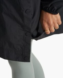 Airy Anorak | Black -TrendSphere VW570BLK FA23 M ECOMM jackets DETAIL 4