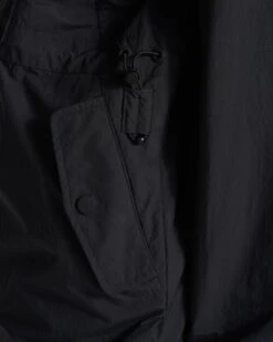 Airy Anorak | Black -TrendSphere VW570BLK FA23 M ECOMM jackets DETAIL 6