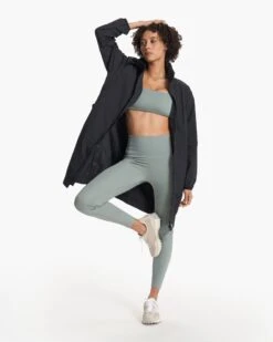 Airy Anorak | Black -TrendSphere VW570BLK FA23 W ECOMM jackets FULL ALT 10