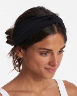 Studio Headband | Black 9 Studio Headband | Black -TrendSphere VW810BLK 0